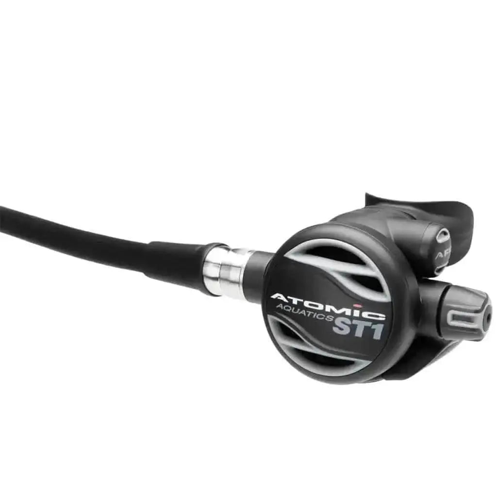 ST1 2nd Stage Stainless Steel Regulator with Comfort Swivel Hose