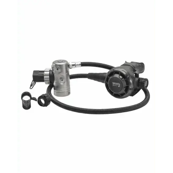 TDS Atemregler Gull Z Tek with marine-grade brass, corrosion-resistant finish, and adjustable pressure settings.