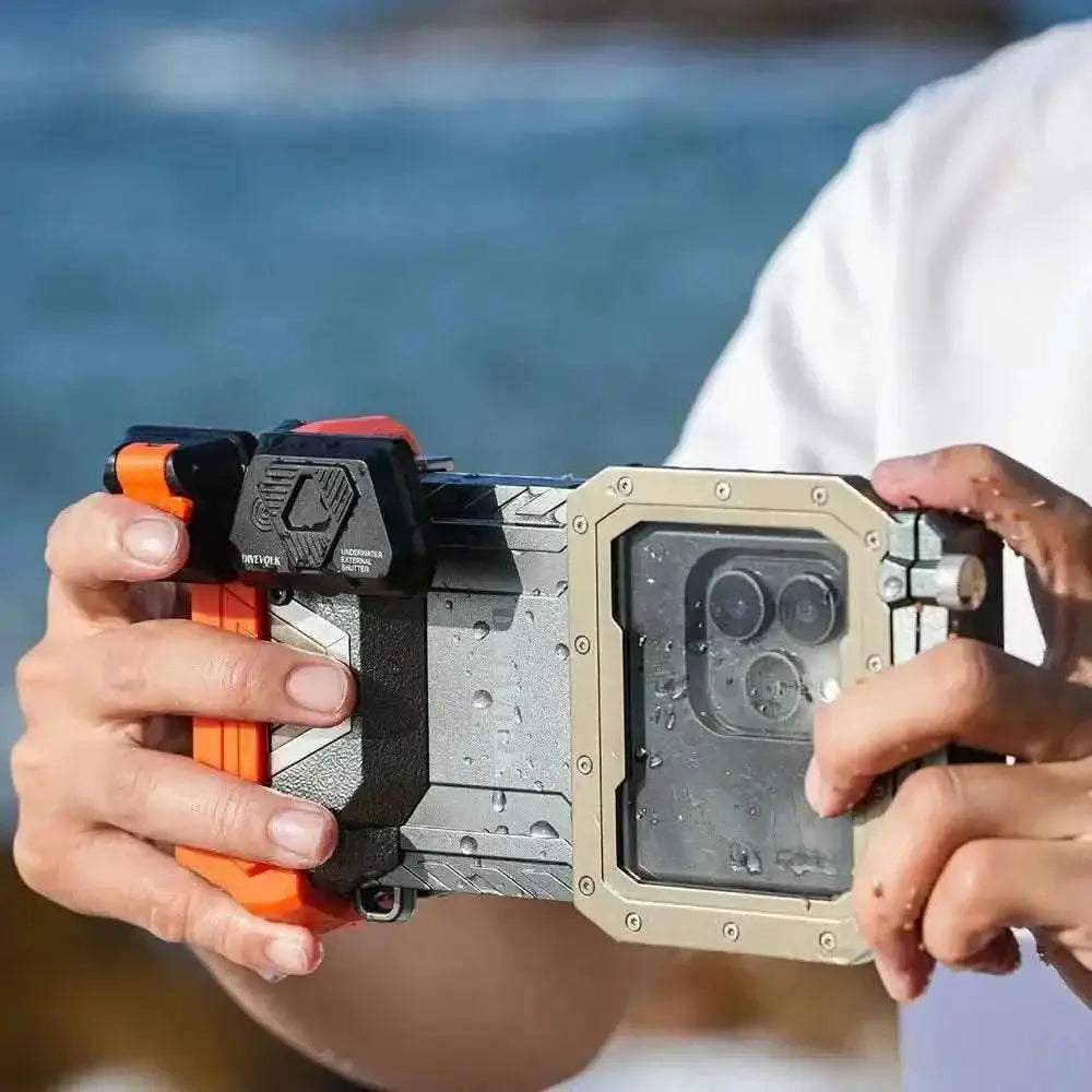 Externer Unterwasser-Auslöser Divevolk, Bluetooth-fähig, mit auswechselbarer Batterie und zwei Adaptern für Gehäuse und Dual Handgriff.