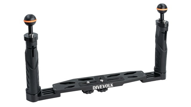 Divevolk - Unterwasser Doppelhandgriff